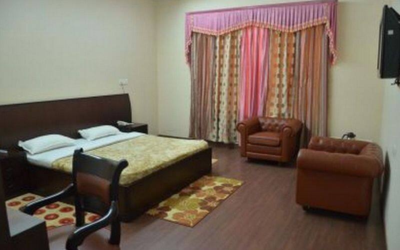 Royal Castle Resort, Patiala 5
